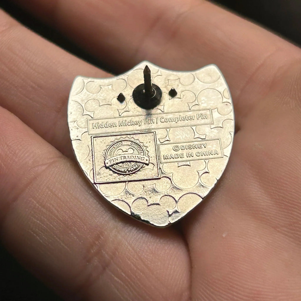 2013 - Dale - American Flag - Badge - Hidden Mickey - Completer - Disney Pin