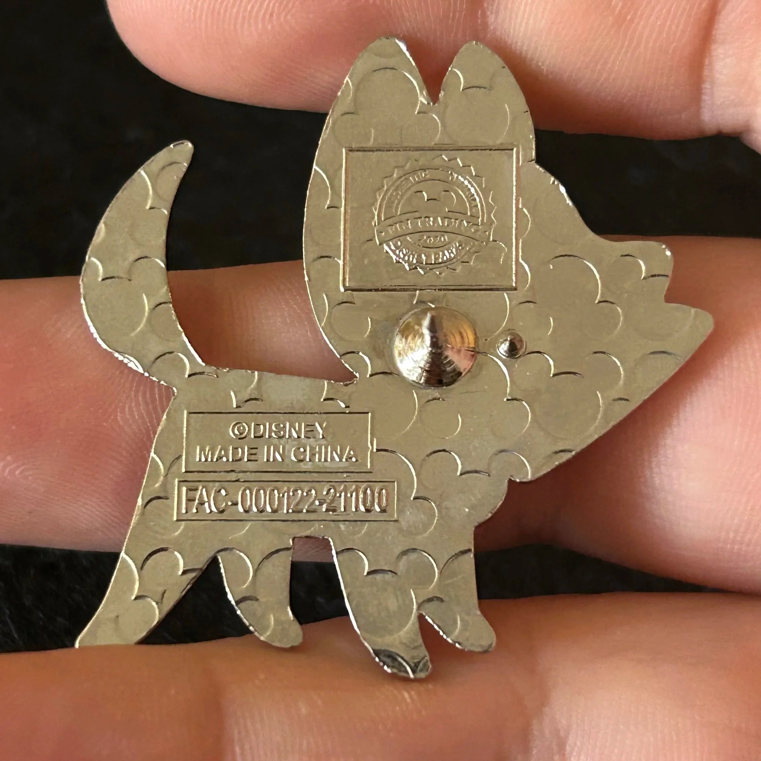 2020 - Bolt - Pixar - Dog - Holding Carrot - Disney Pin