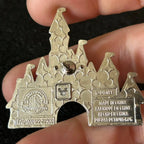 2023 - Pride Castle - LGBTQ+ - Rainbow- Disney Pin