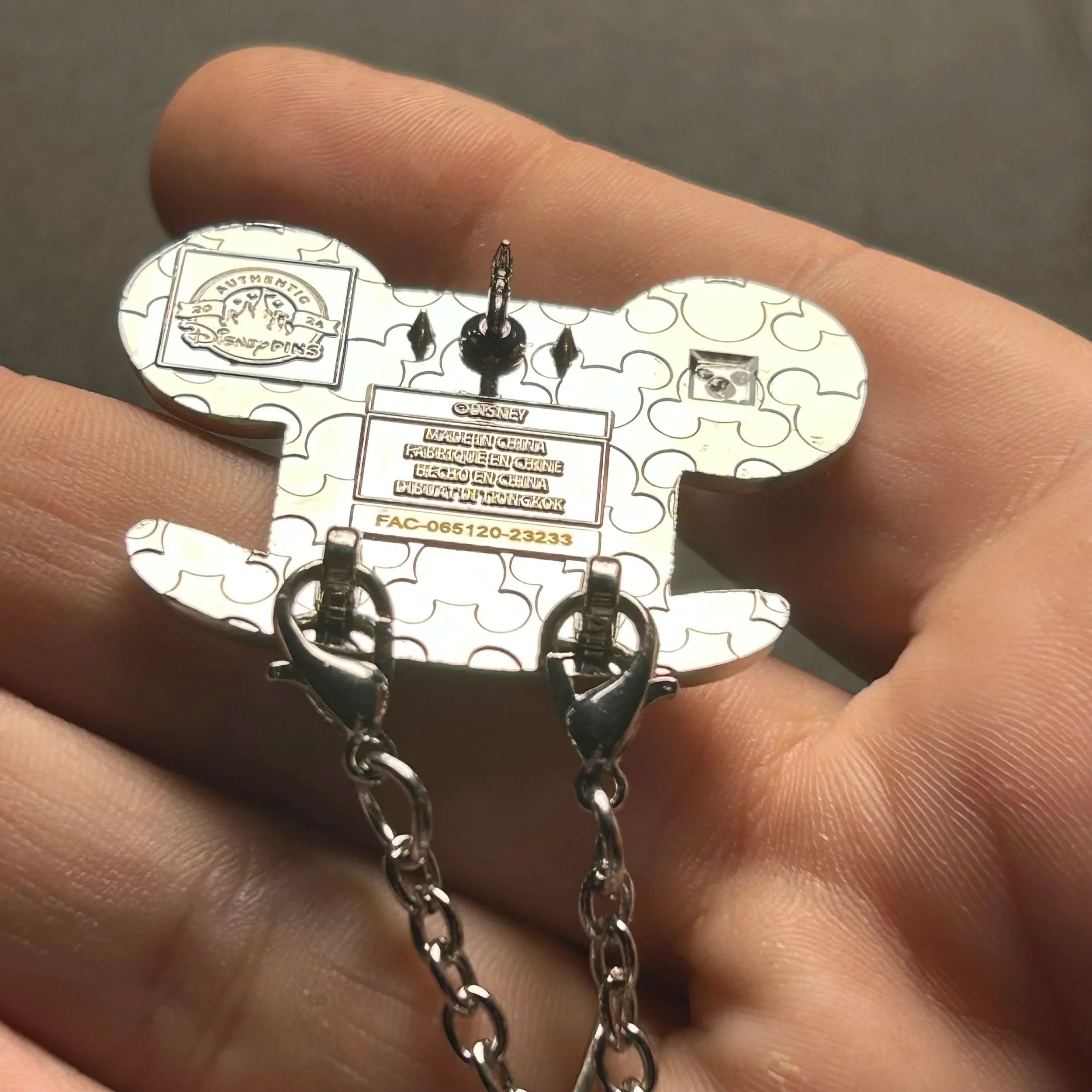 2024 - Mickey and Minnie - Wedding Hats with Dangle Bells - 2 Pin Set - Disney Pins
