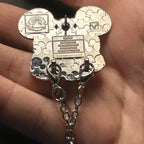 2024 - Mickey and Minnie - Wedding Hats with Dangle Bells - 2 Pin Set - Disney Pins