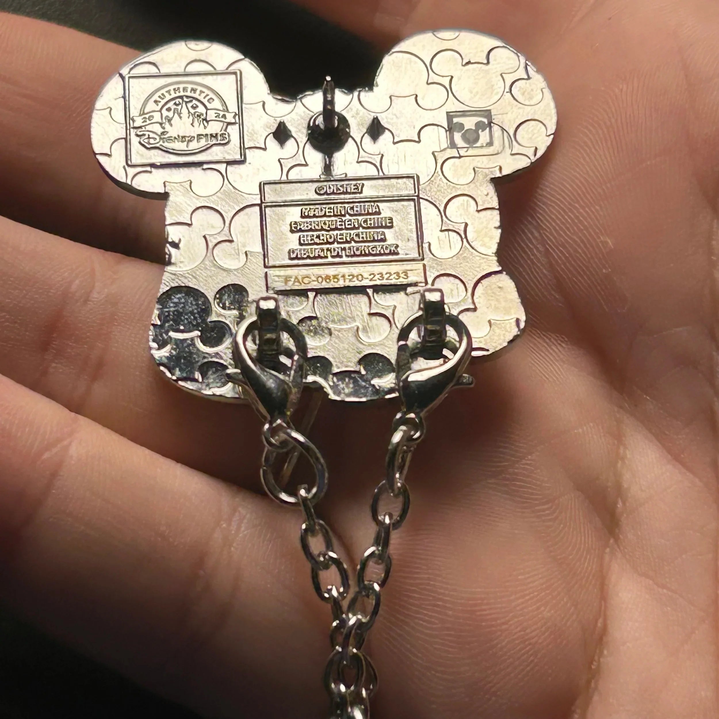 2024 - Mickey and Minnie - Wedding Hats with Dangle Bells - 2 Pin Set - Disney Pins