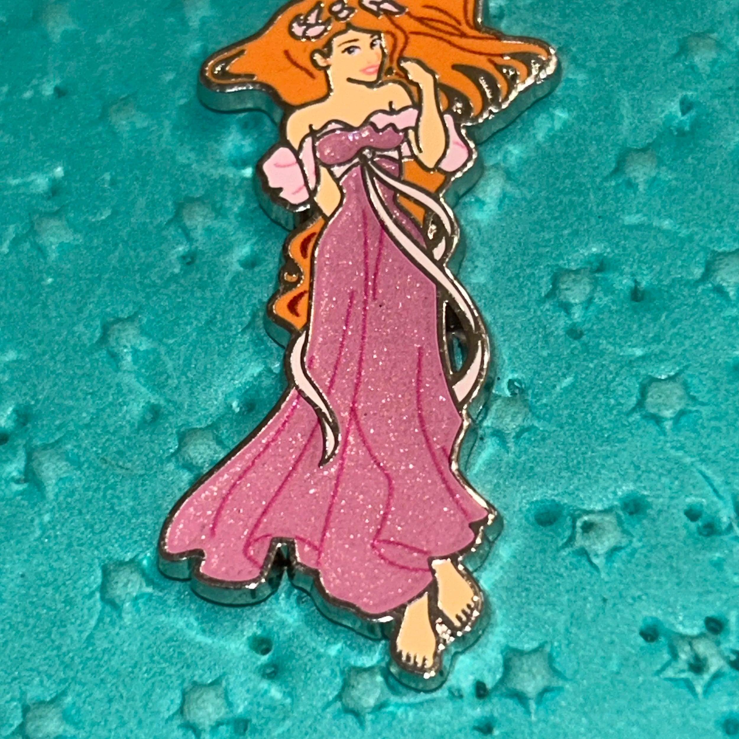 2023 - Giselle - Enchanted - Glitter Dress - Disney Pin