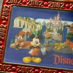 2002 - Mickey, Minnie, Donald, Daisy, Goofy, and Pluto - DLR - LE 2002 - Lenticular - Disney Pin