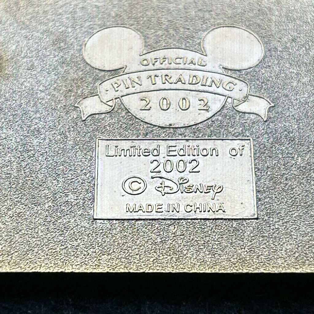 2002 - Mickey, Minnie, Donald, Daisy, Goofy, and Pluto - DLR - LE 2002 - Lenticular - Disney Pin