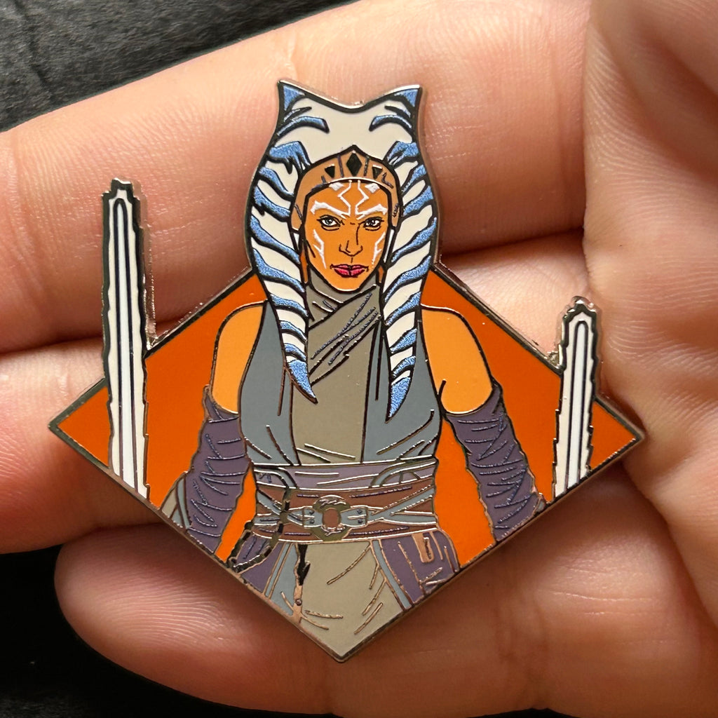 2024 - Ashoka - Lightsaber - Star Wars - Disney Pin