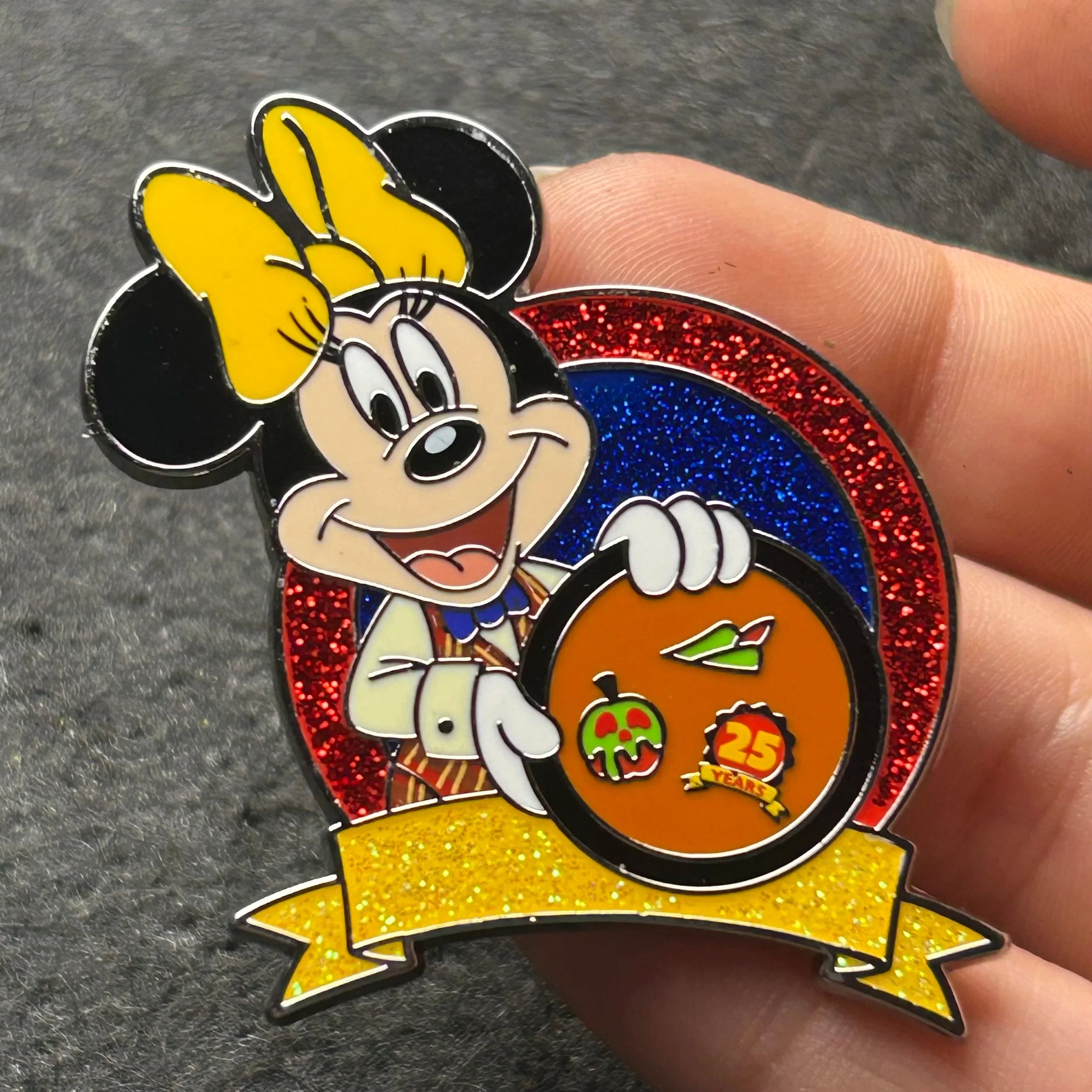 2025 - Minnie Mouse - Pin Trading - 25 Years - Disney Pin
