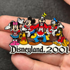 2001 - Mickey, Minnie, Goofy, Donald, and Pluto - Cheering - DLR - LE 3,600 - Disney Pin