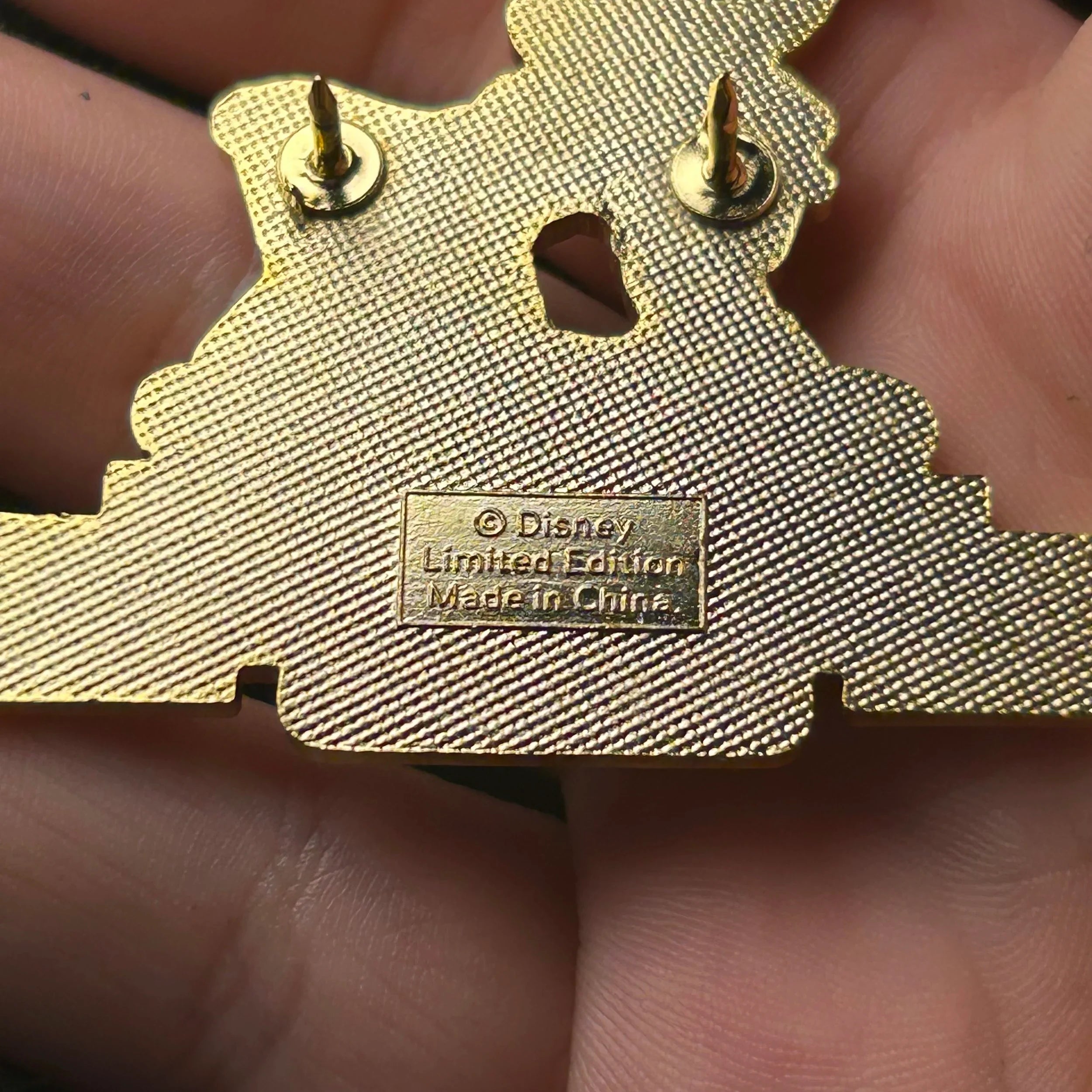 2000 - Mickey and Pluto - A Goebel Celebration - WDW - LE - Disney Pin