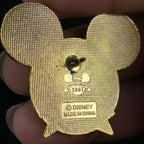 2001 - Vintage - Helping Hand Award - Disney Pin