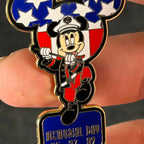 2002 - Mickey Mouse - Memorial Day -DLR - LE 3,500 - Disney Pin