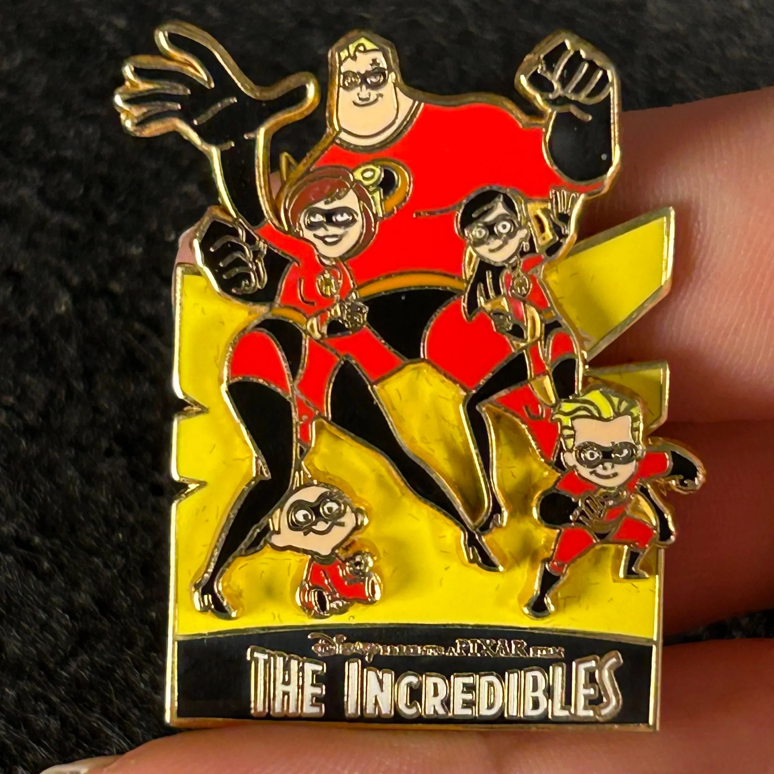 2004 - The Incredibles - Pixar - Jack Jack, Dash, Violet, Helen, and Bob - Disney Pin on Pin