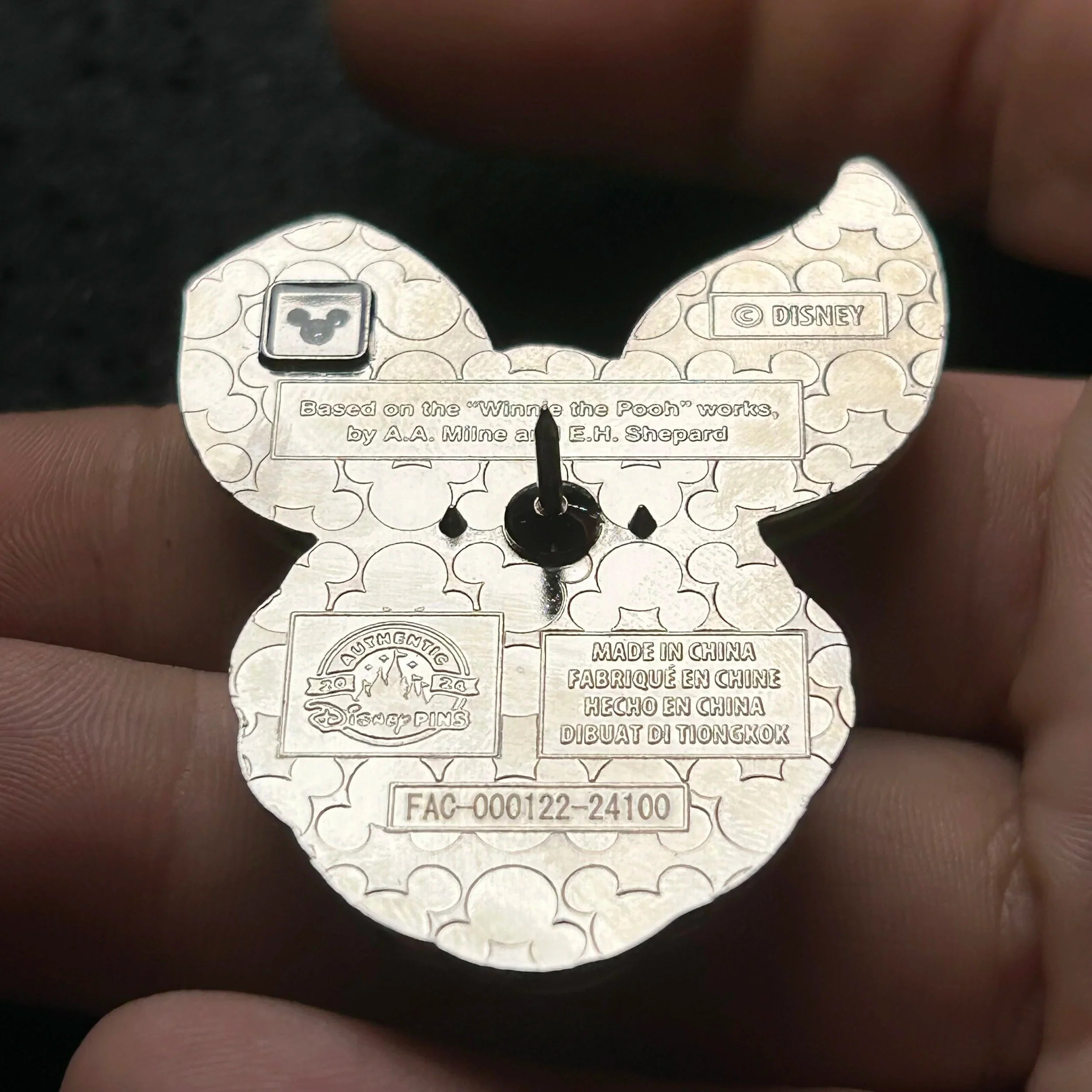 2024 - Piglet - Plant Series - Multi Textured - Disney Pin