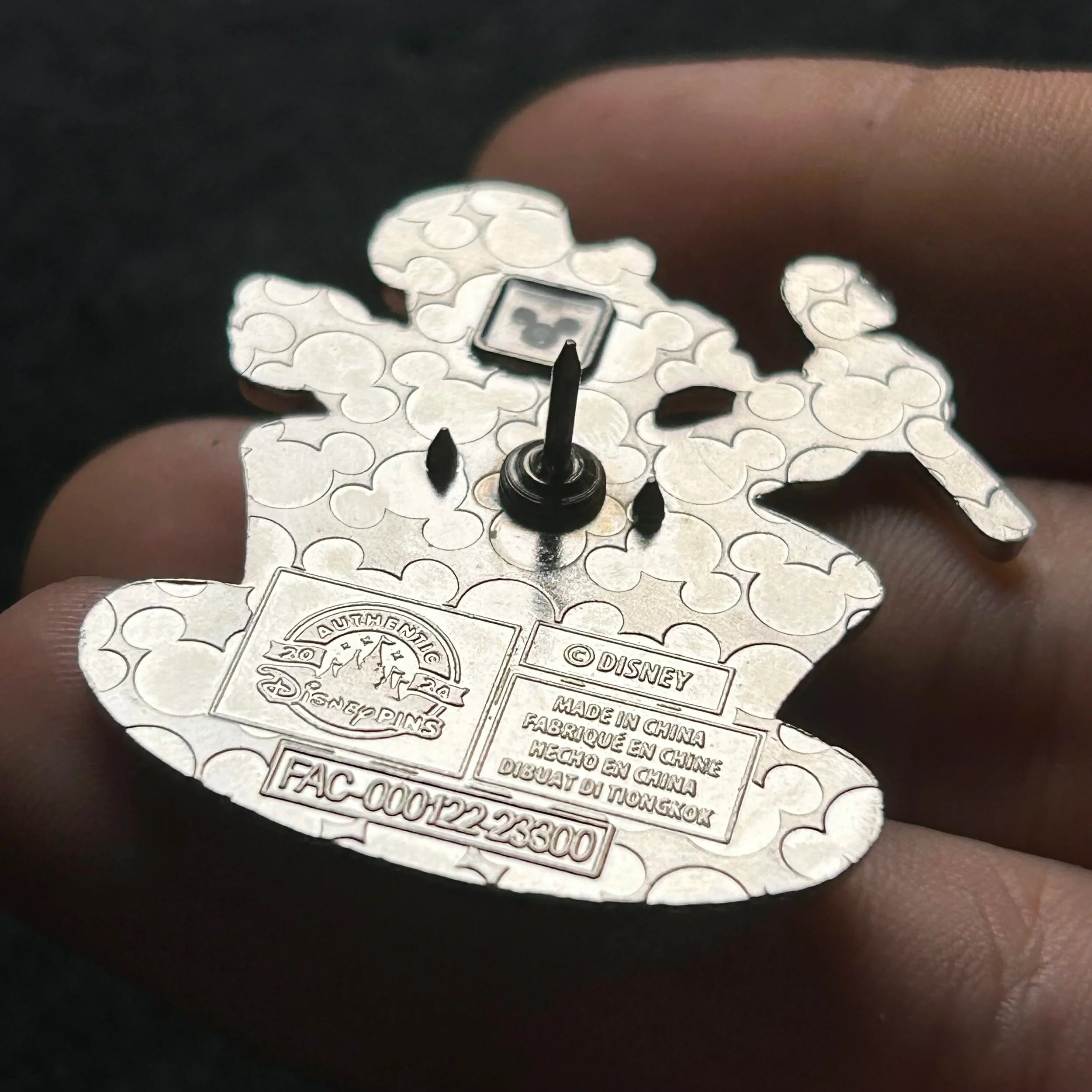 2024 - Scrooge McDuck - Popping Out Of Hat - Disney Pin