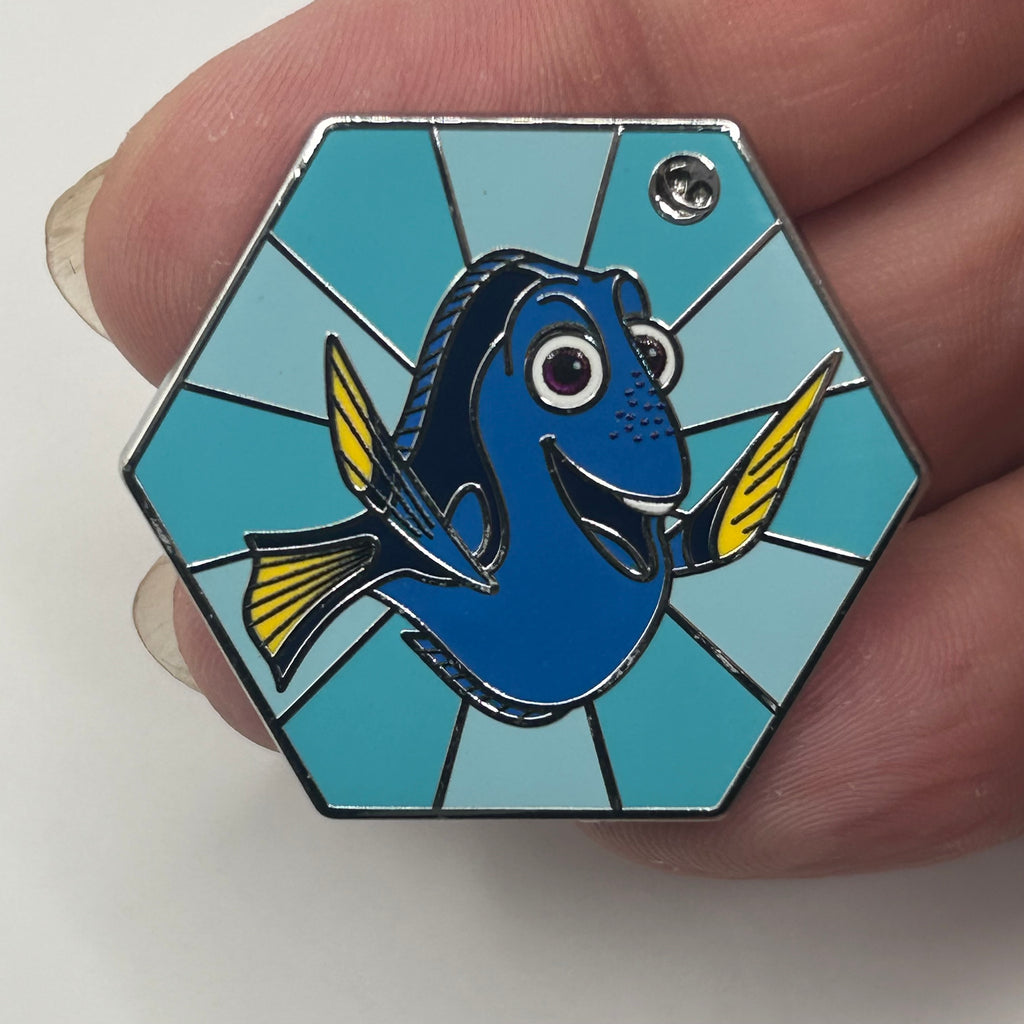 2026 - Dory - Finding Nemo - Hexagon Series - Hidden Mickey - Wave A - Disney Pin