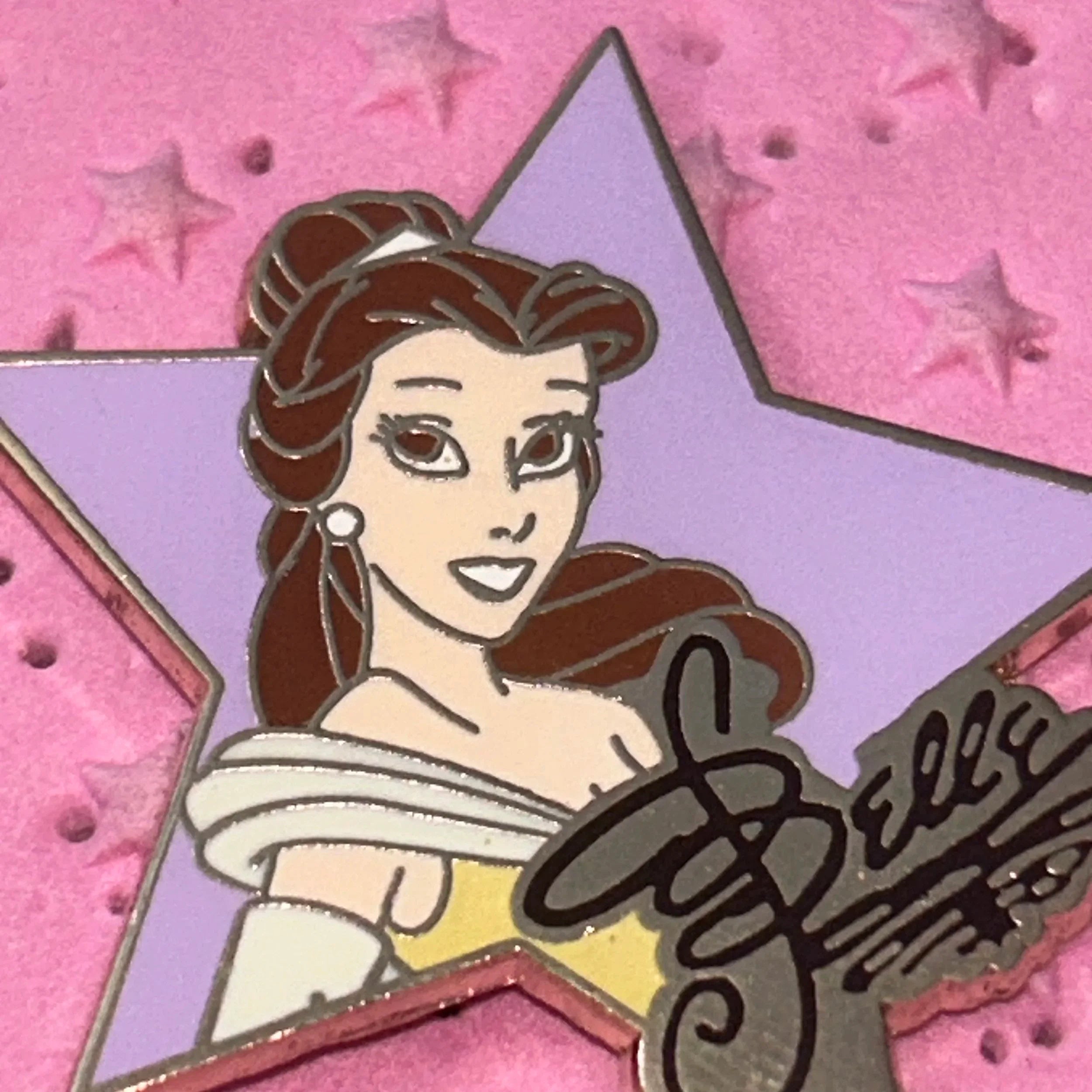 2004 - Belle - DLR - Princess Signature Star - Disney Pin