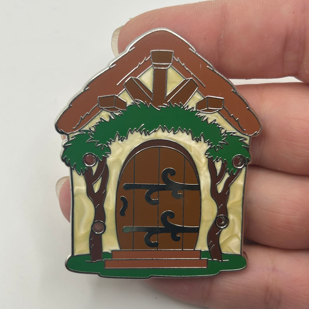 2026 - Snow White's Cottage - Build a Pin - Disney Pin