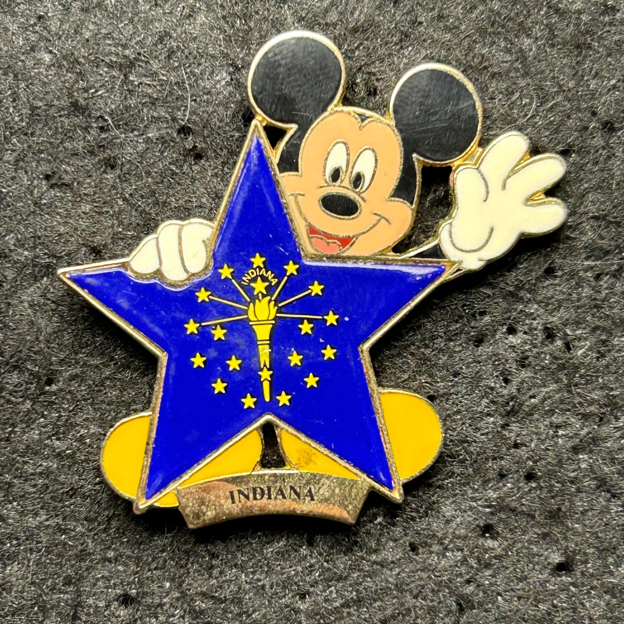 2001 - Mickey Mouse - Indiana - State Star - Disney Store - Disney Pin
