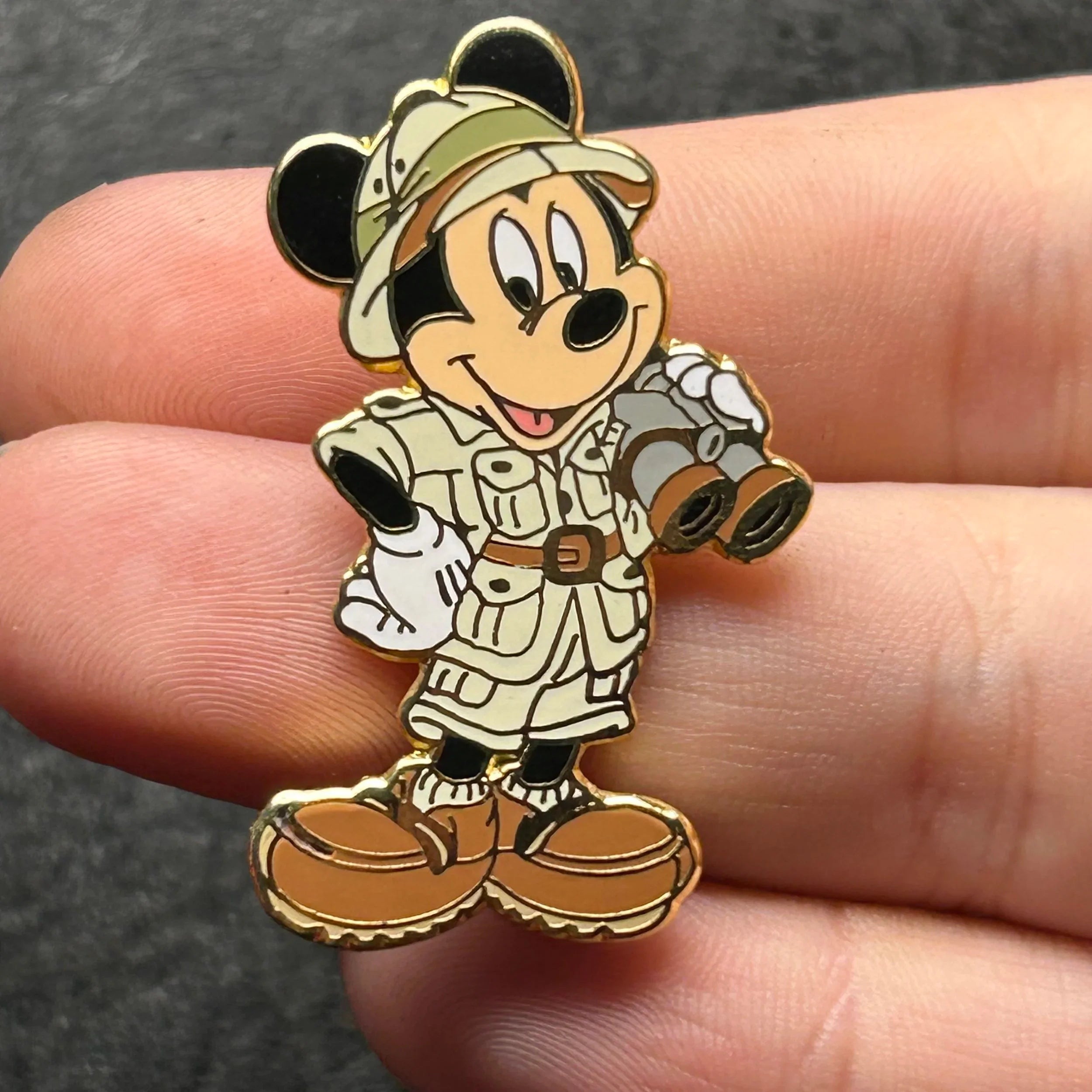 2002 - Mickey Mouse with Binoculars - Disney Pin