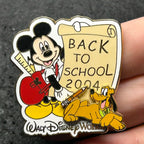 2004 - Mickey Mouse and Pluto - Back to School - LE 1,200 - Disney Pin